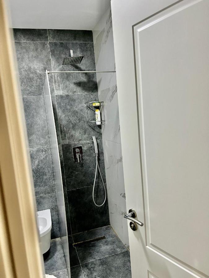 Experience New Bazaar Apartment 01 ティラナ エクステリア 写真